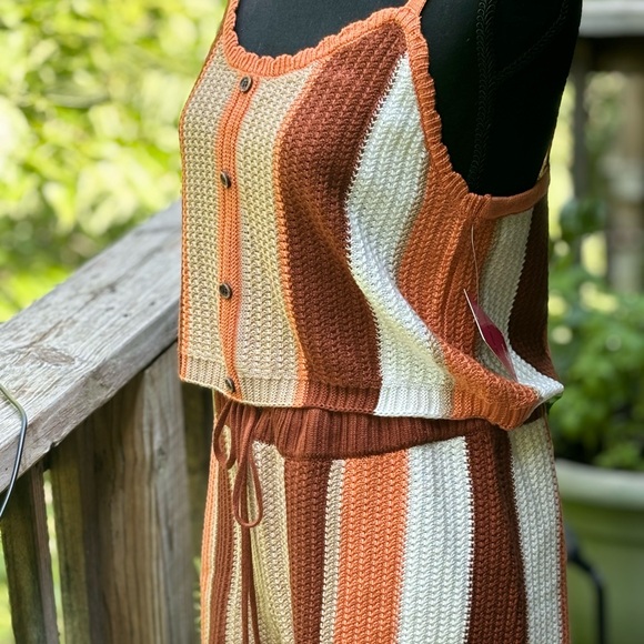 NWT Almost Famous Crocheted Short Tank Set - Picture 7 of 7